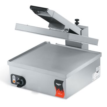 Vollrath 40793 Cayenne Series 17 7/16" x 15 5/8" Super Size Single Panini Sandwich Press with Smooth Aluminum Plates - 120V
