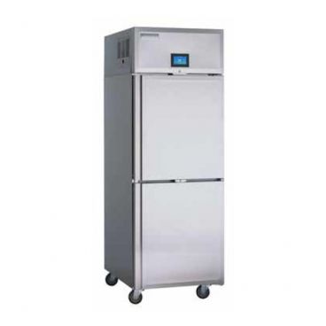 Delfield GAR1P-SH Specification Line 27-2/5” Wide Reach-In Refrigerator With Two Solid Half-Height Doors - 115V, 0.22 HP