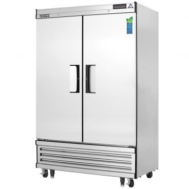 Everest Refrigeration EBSF2 49-5/8" Two Section Solid Door Upright Reach-In Freezer - 48 Cu. Ft.