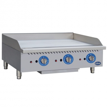 Globe GG36TG 36” Wide Gas Countertop Griddle With Three Burners And Thermostatic Controls - 90,000 BTU