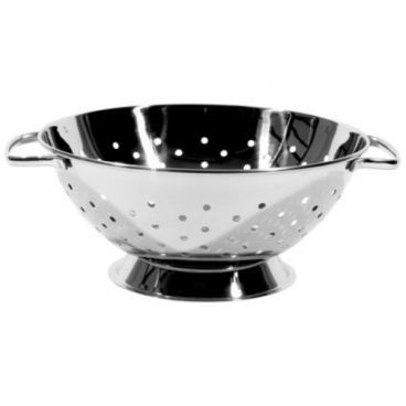 Town 31709 Stainless Steel 3 1/2 Quart Capacity Heavy Base Colander With Solid Round Handles