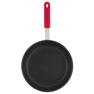 Winco AFP-14NS-H Majestic 14" Non-Stick Aluminum Fry Pan with Sleeve - Quantum