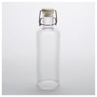 Tablecraft 10726 34 oz. Glass Carafe with Resealable Lid